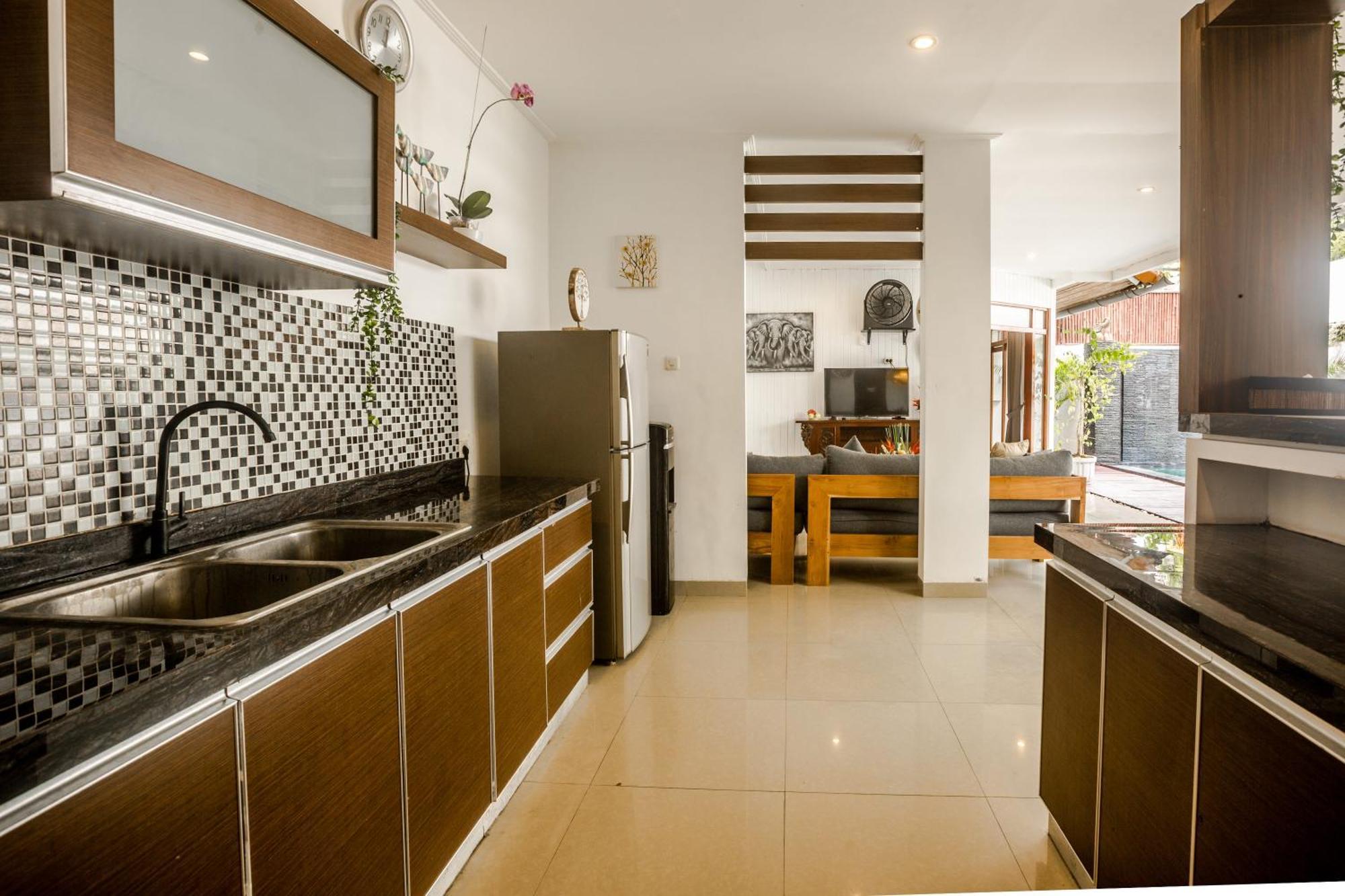 Miamara By Bali Solutions Seminyak